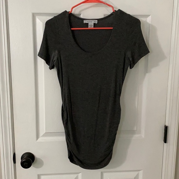 Maternity shirt- size small - Picture 1 of 1